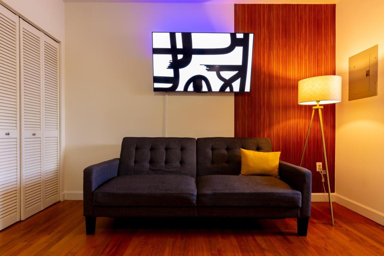 Las Olas Studio - 5 Minutes From Las Olas Beach فورت لودرديل المظهر الخارجي الصورة